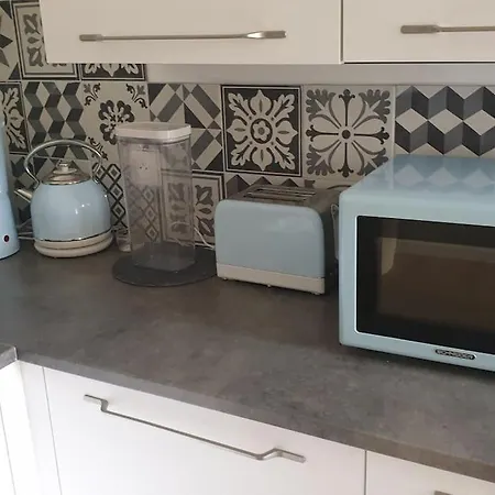 80m2 6 Couchages Garidech