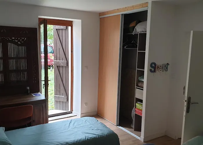 80m2 6 Couchages * Garidech